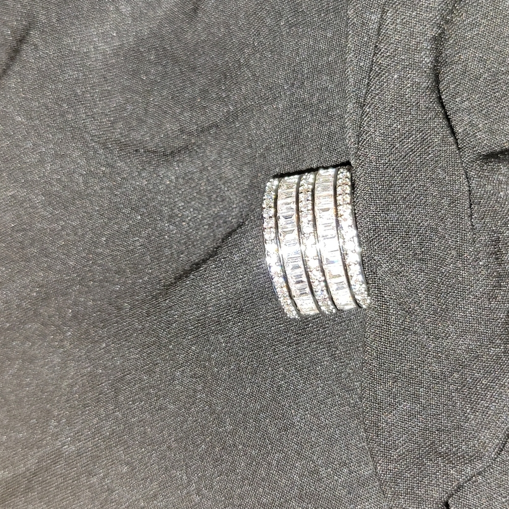 Costume baguette diamond ring size 6.
